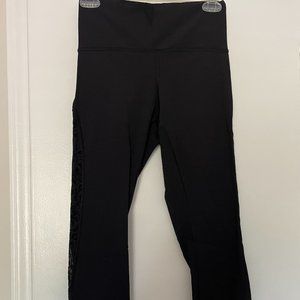 lululemon Meant to Move 7/8 Tight, size 6